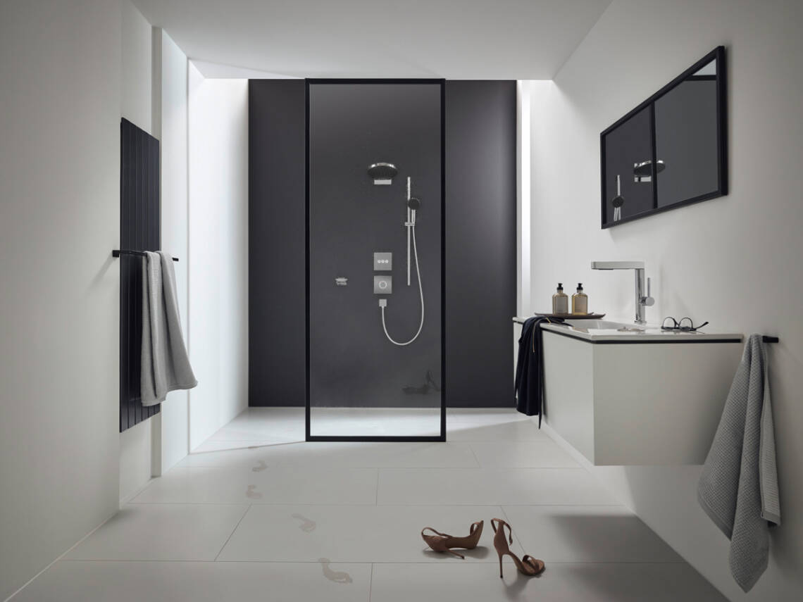 Thiết kế kinh điển đạt giải thưởng này phù hợp hoàn hảo với các tổ hợp hiện đại trong phòng tắm và bồn tắm – ví dụ màu Chrome...