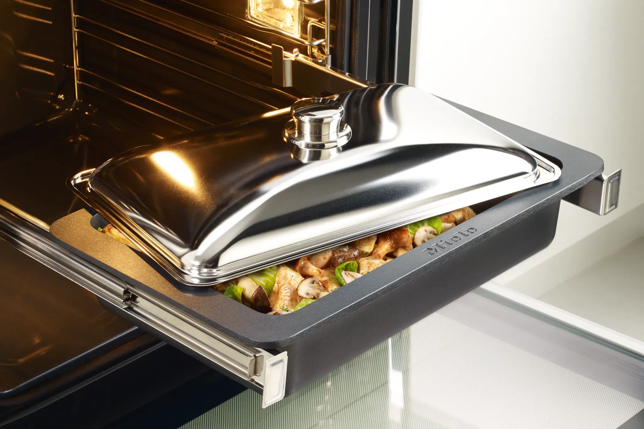 Nồi Gourmet Miele HUB 5000 M