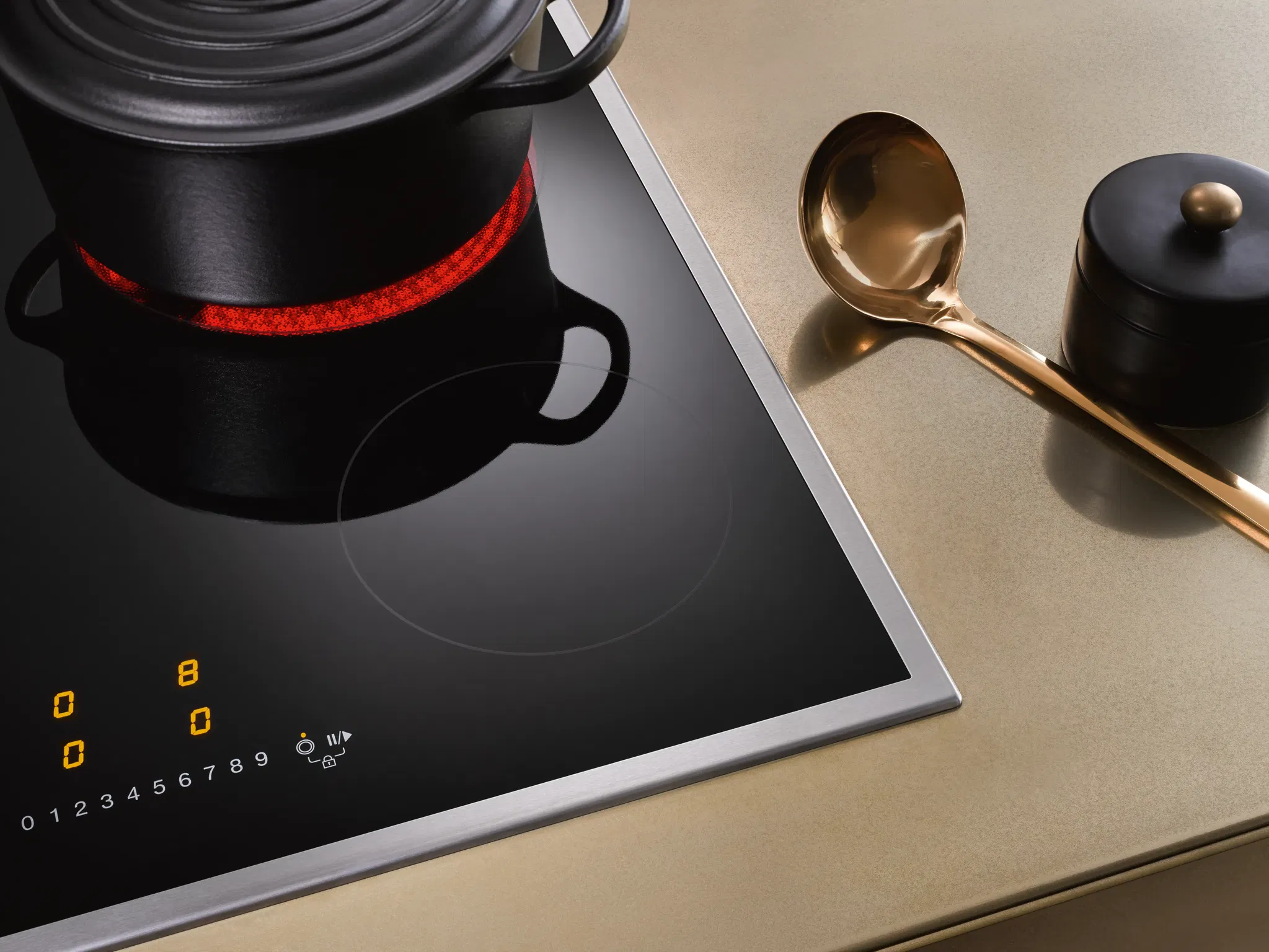 Bếp hồng ngoại độc lập Miele KM 6520 FR Bếp hồng ngoại độc lập Miele KM 6520 FR