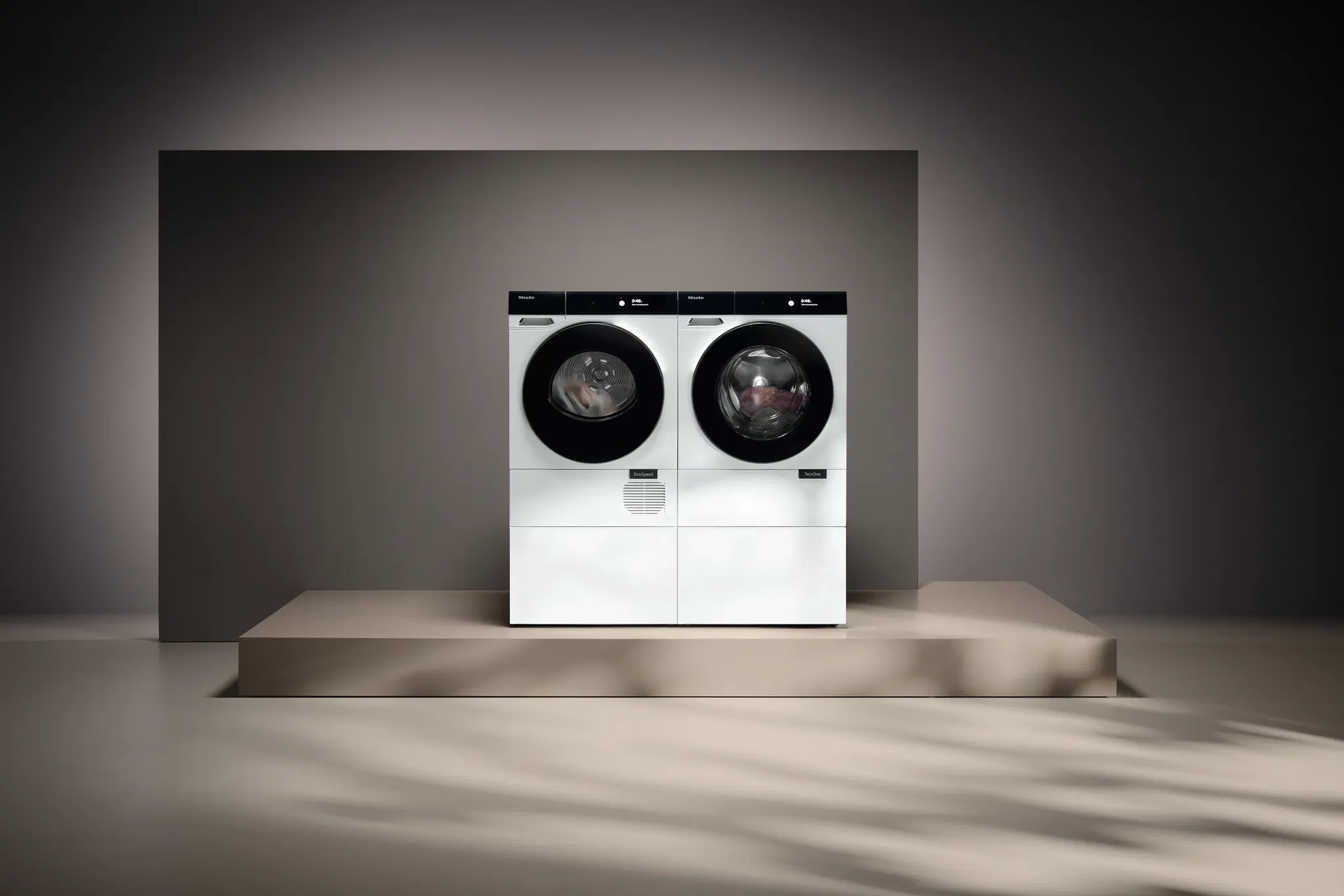 Chân đế âm tủ có ngăn kéo Miele WTS 610